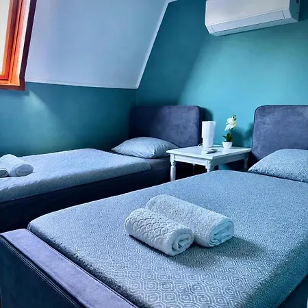 Appartement Apacs *