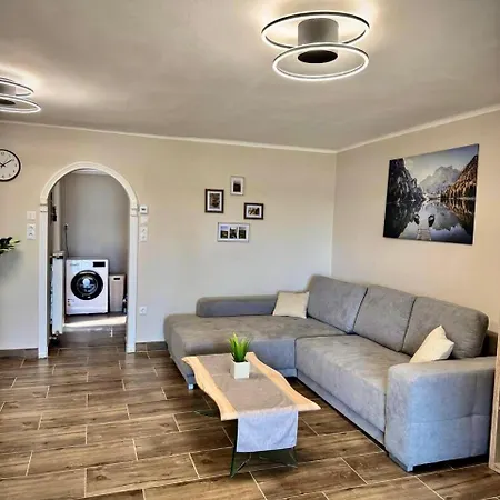Apartment Apacs
